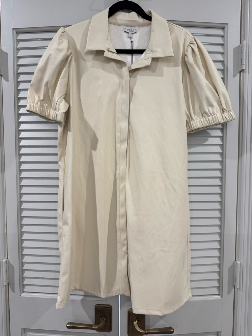 edge Cream Short Sleeve Shirt Dress